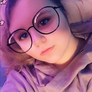 Meet your Posher, Kaylee